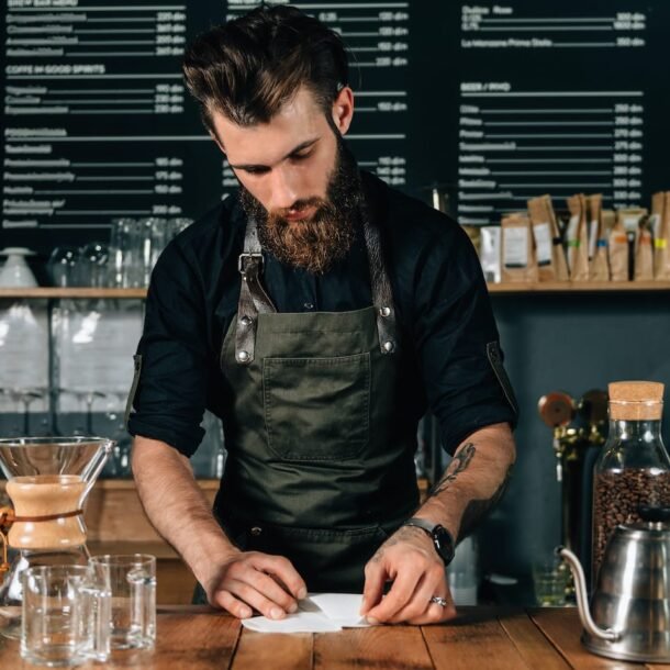 barista-making-coffee
